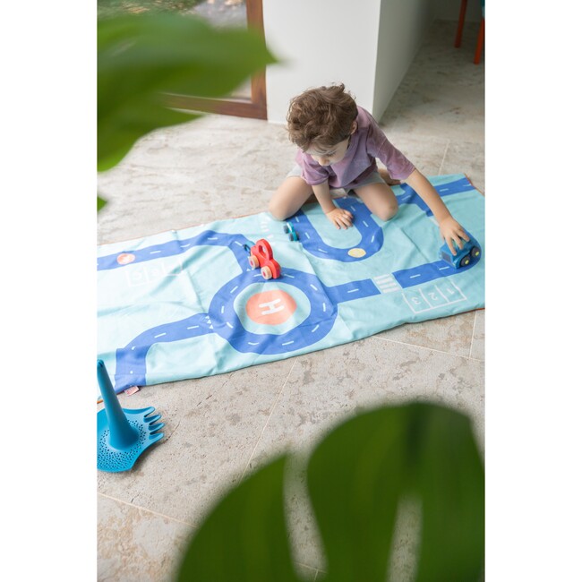 Quut Play Towel On The Road - Beach Towels - 4