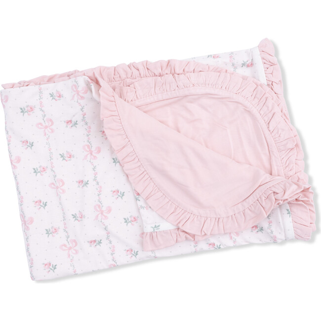Dainty Buds and Bows, Ruffle Blanket
