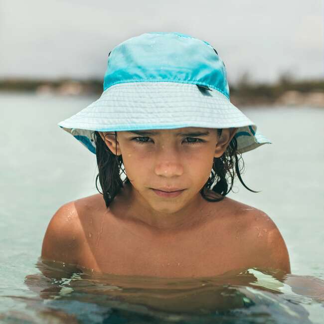 WHITE WATTA - BUCKET HAT