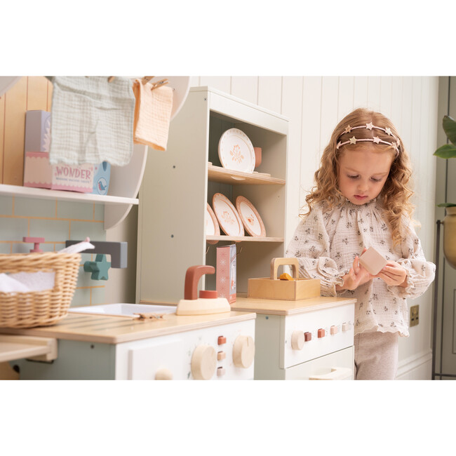 Kitchen Dresser and Dishwasher