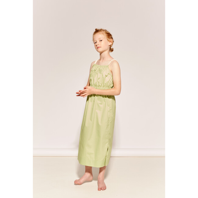 In Simple English Dress, Matcha