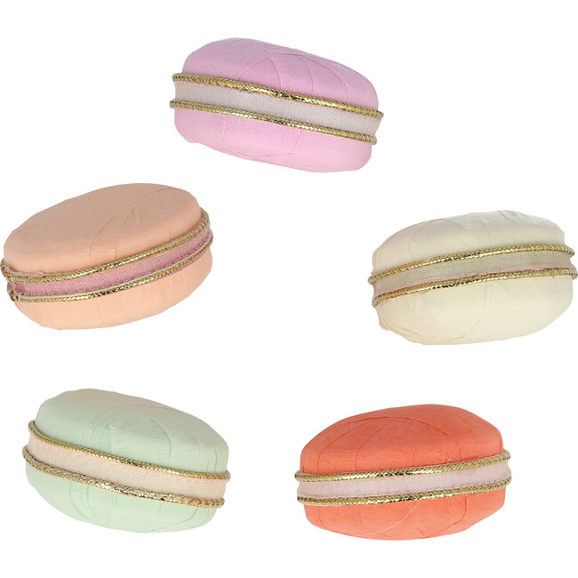 Ladurée Paris Macaron Surprise Balls