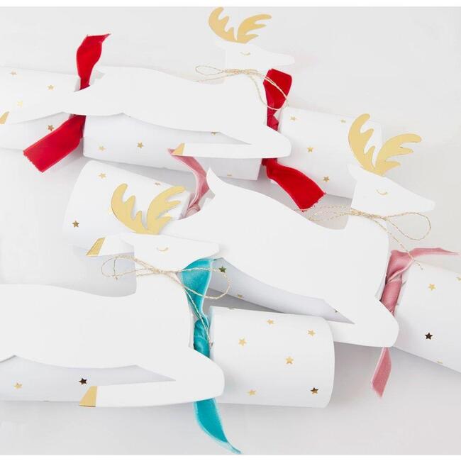 Leaping Reindeer Medium Crackers - Party - 4