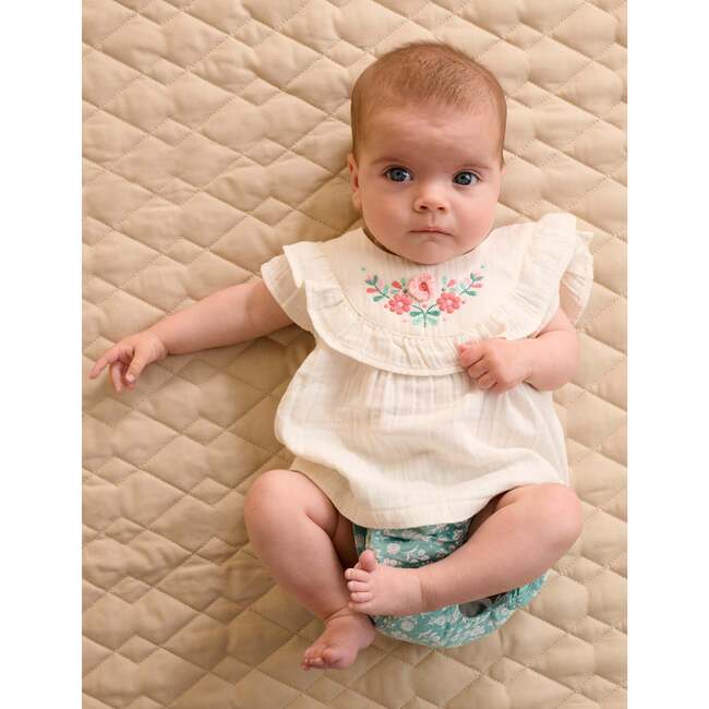 Embroidered Set Silhouette Print - Mixed Apparel Set - 6