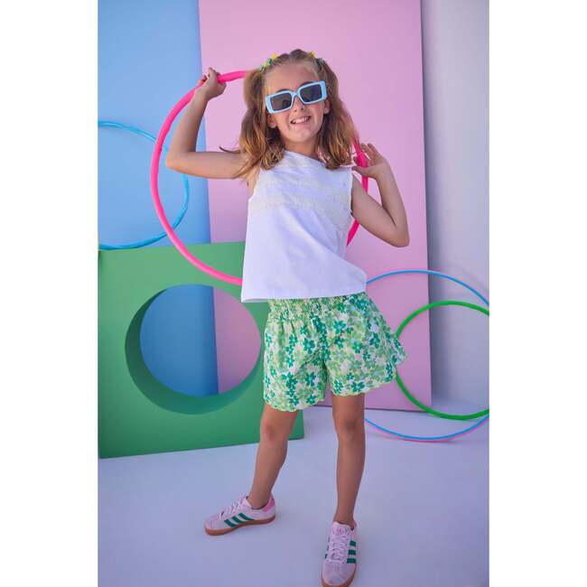 Shirred Scallop Shorts, Greenspring Groovy Floral