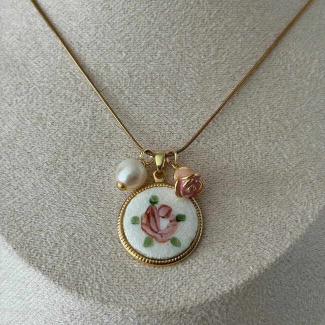 Elisa Pendant Necklace - Necklaces - 3