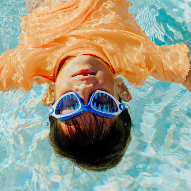 Covert Chomp Kids’ Swim Goggles, Frost Fin