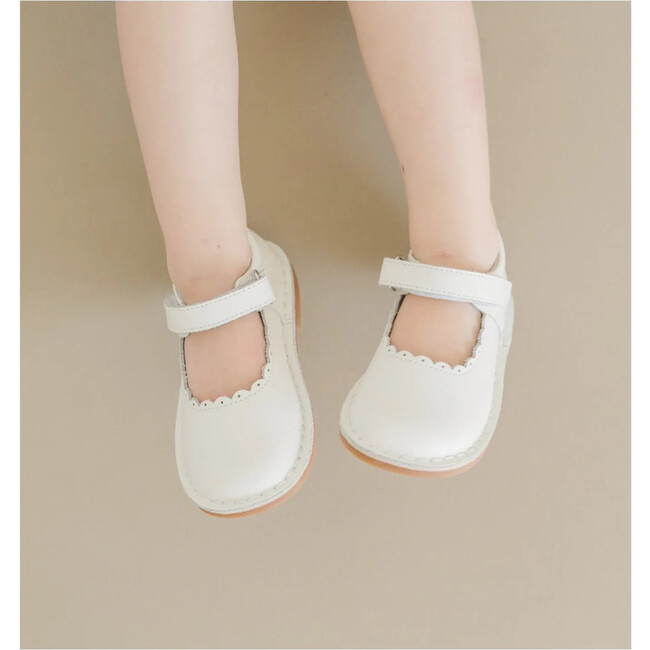Caitlin Scalloped Mary Jane, Off White