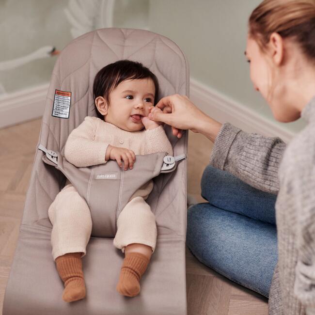 BabyBjorn Baby Bouncer Bliss, Woven, Classic quilt, Sand Grey - Bouncers - 7