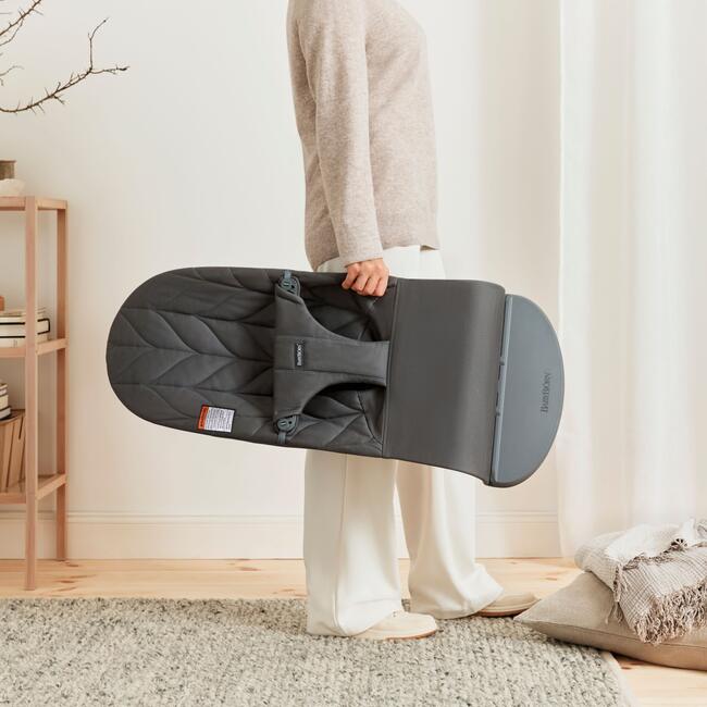 BabyBjorn Baby Bouncer Bliss, Woven, Petal quilt, Anthracite - Bouncers - 6