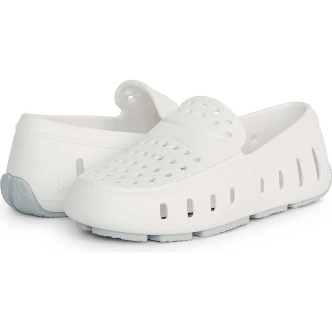 Prodigy Driver Classic, Bright White/Harbor Mist Grey - Water Shoes - 3