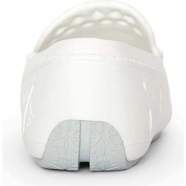 Prodigy Driver Classic, Bright White/Harbor Mist Grey - Water Shoes - 6