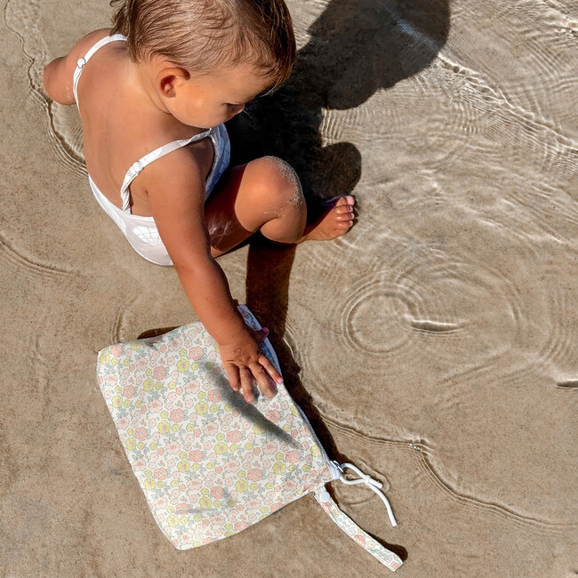 Kids Wet Bag: Into the Garden, Ditsy Floral