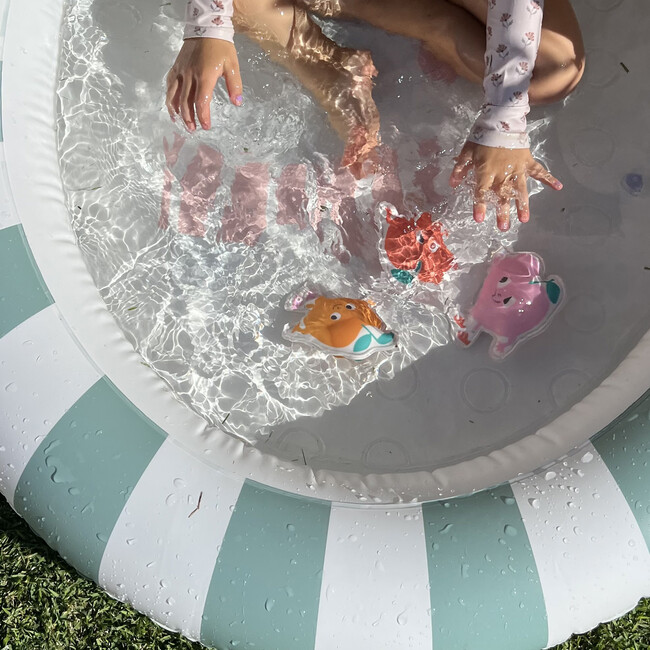 Dive Buddies: Poppy the Peach, Set of 3 - Pool Toys - 5