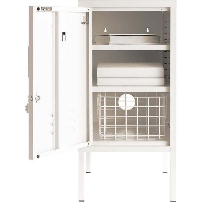 The Shorty To The Left In Chalk