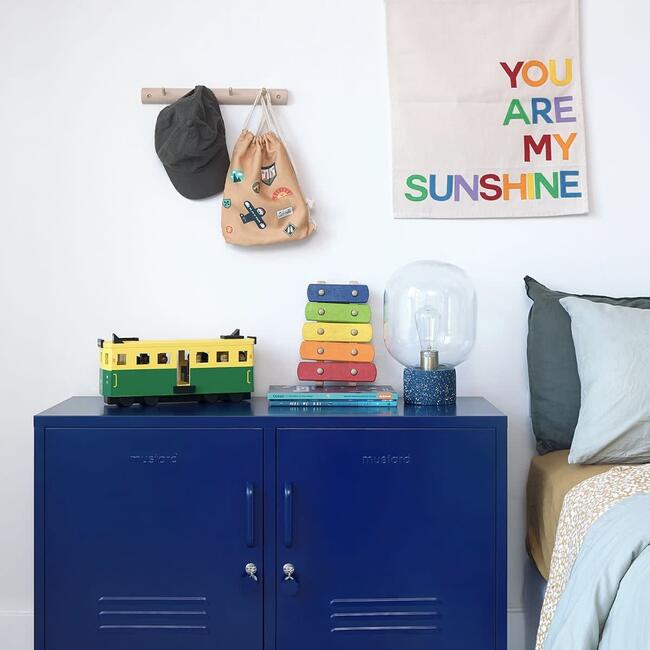 The Lowdown Locker, Navy