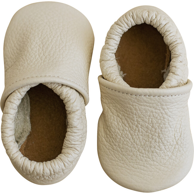 Tate Moccs, Cream