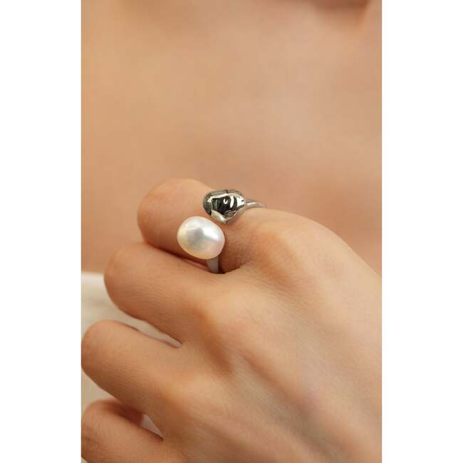 Eden Pearl Ring, Silver