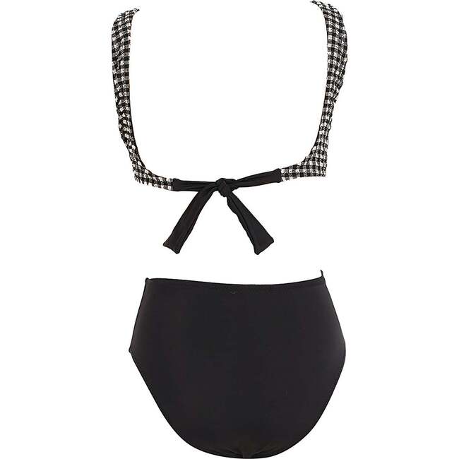 Checkered Cutout with Center Knot Detail