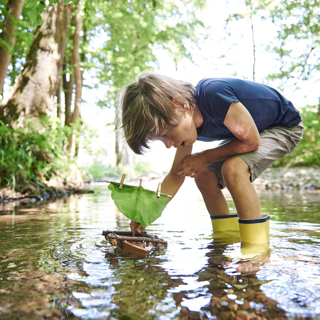 Terra Kids Cork Boat - Easy to Assemble and Upgrade with Materials Found in Nature - DIY Fun for Young and Old
