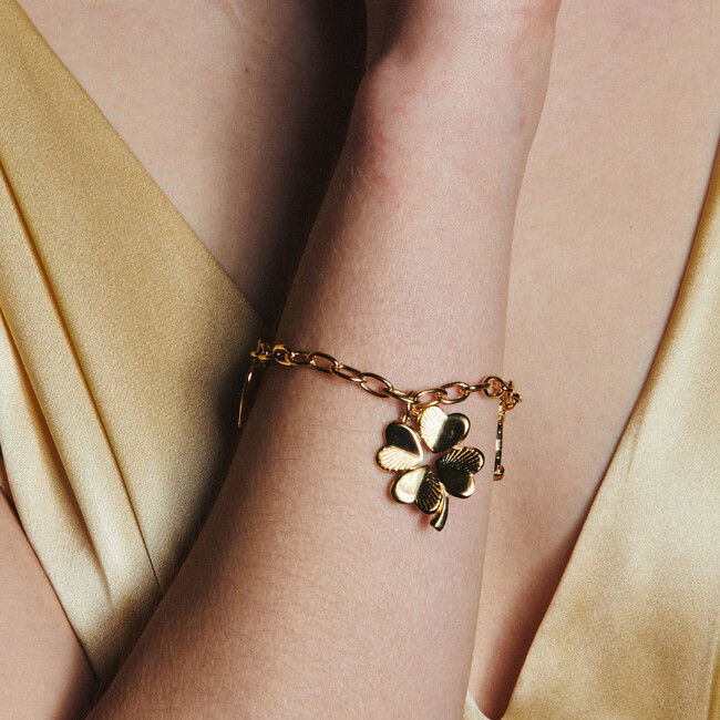 Hart's MAMA Charm Bracelet