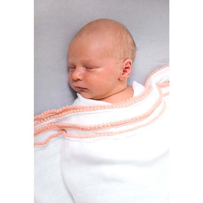 Bamboo Pom Pom Swaddle, Peach