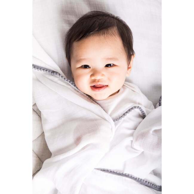 Bamboo Pom Pom Swaddle, Grey