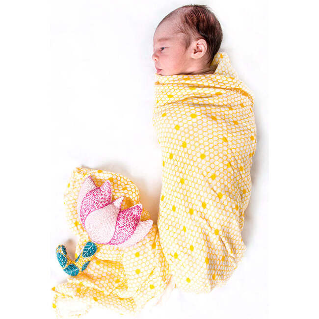 Organic Cotton Muslin Swaddle, Hive