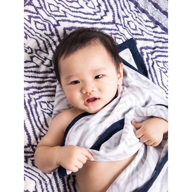 Block-Printed Cotton Crib Quilt, Southside Blue - Quilts - 3