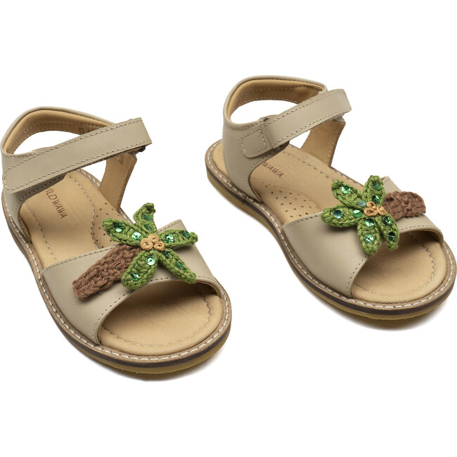 Palm Sandals, Palm