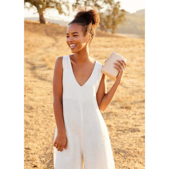 Women's Jen Woven Straw Clutch With White Stones, Toast