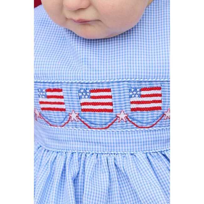 Smocked Apron Bubble, Flags
