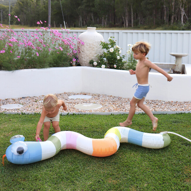 Inflatable Sprinkler: Into the Wild Snake