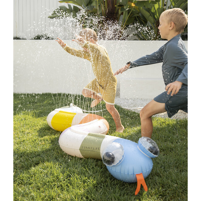 Inflatable Sprinkler: Into the Wild Snake - Water Toys - 4