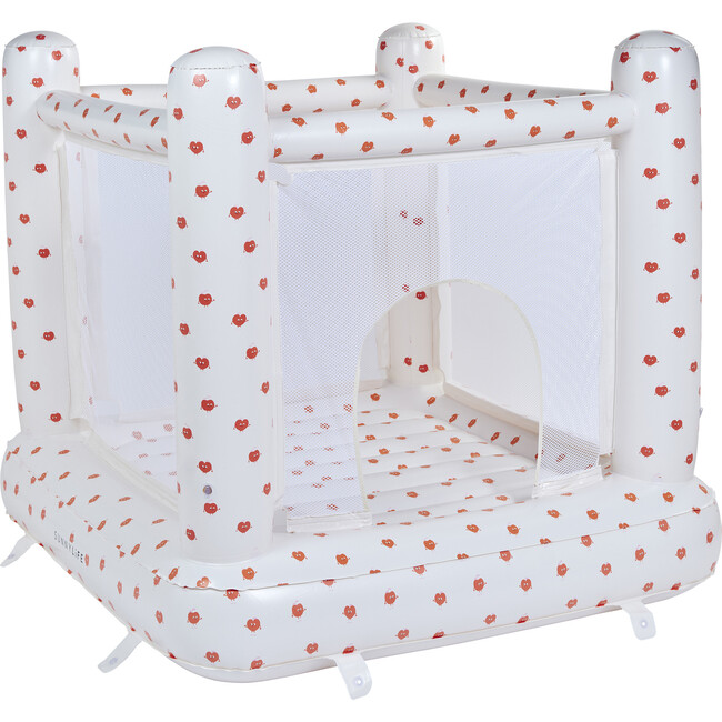 Bounce House: Poppy the Peach Cream