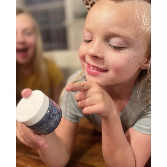 Swirling Purple Makeup Kit