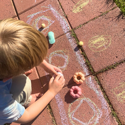 wee Learning Bubbles/Chalk