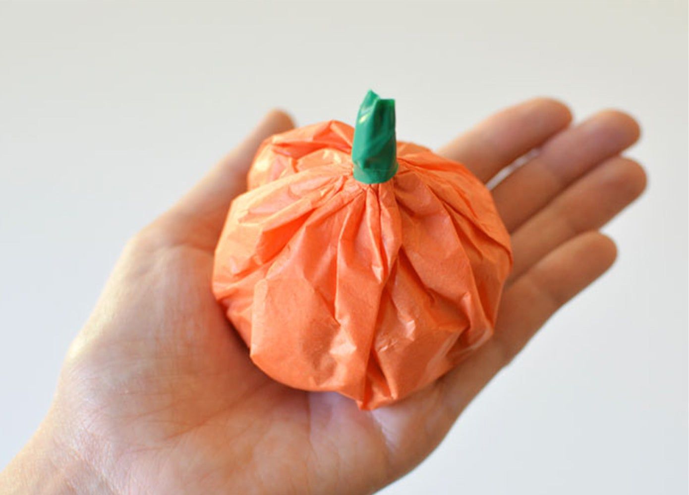 Easy Tissue Paper Pumpkin Favours
