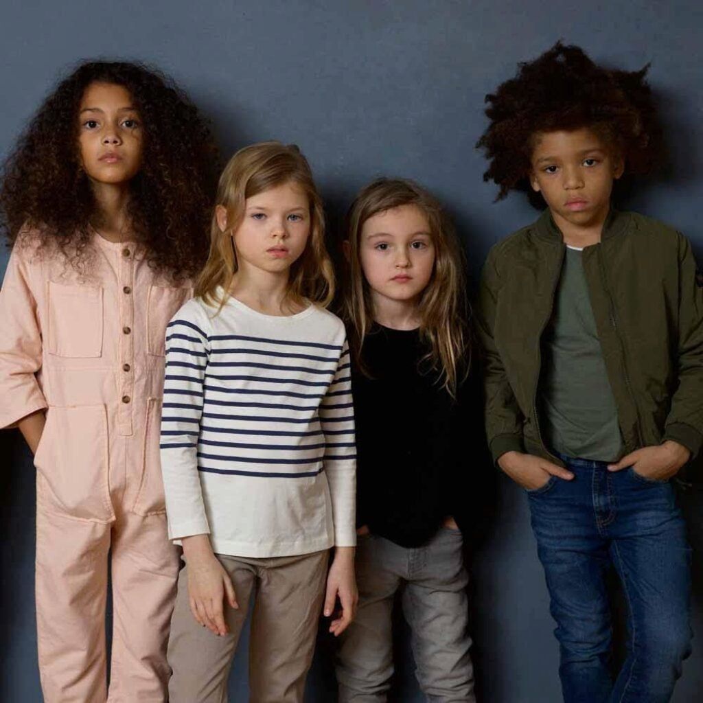 Is It Better to Have a Cool Kid or an Unpopular One?
